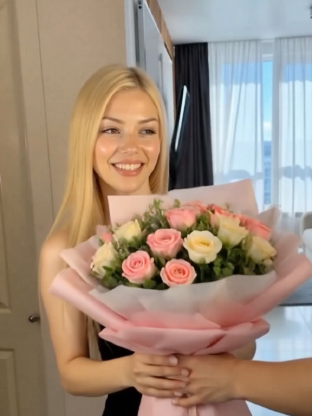 Flower Receiving Moment